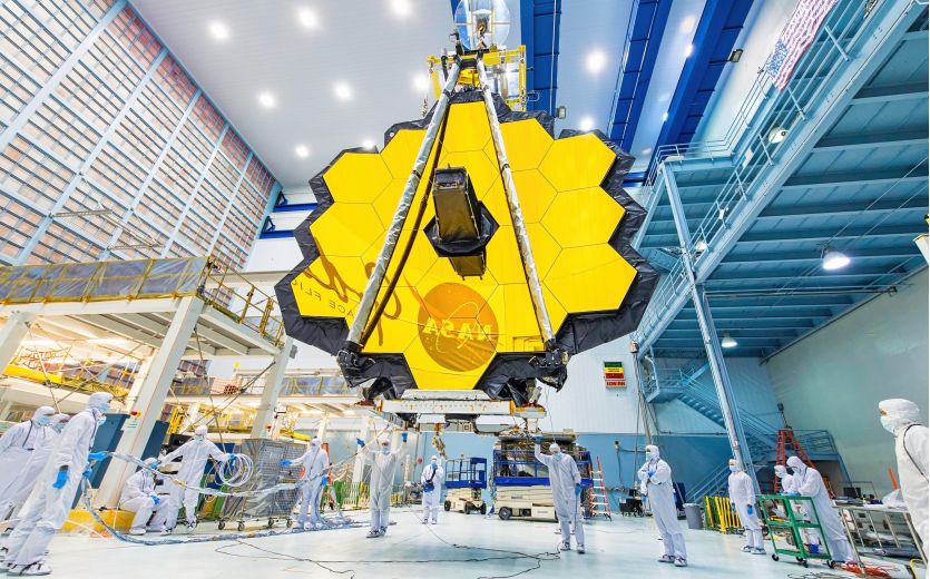 James Webb space telescope: a glimpse into the depths of time